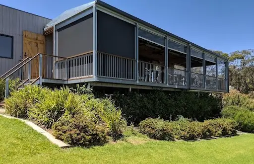 winery accommodation mcLaren vale at gemtree wines with modern deck and garden views